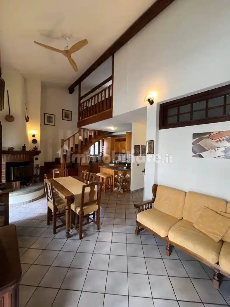 Casa indipendente in vendita a Sampeyre