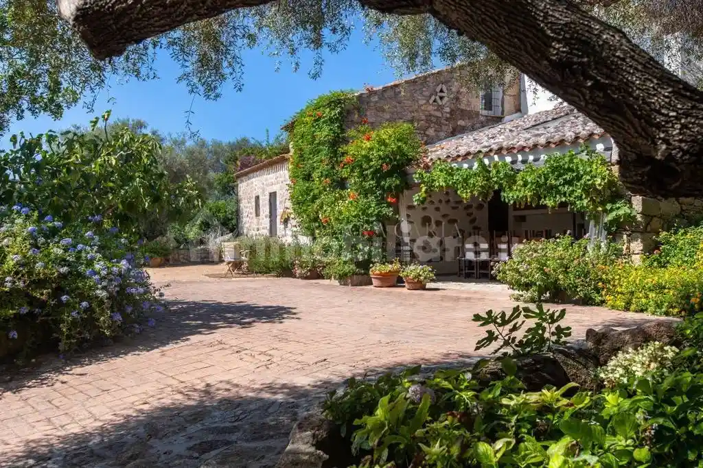 Villa in vendita a Olbia
