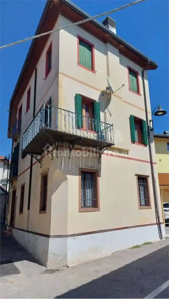Casa indipendente in vendita a Alpago