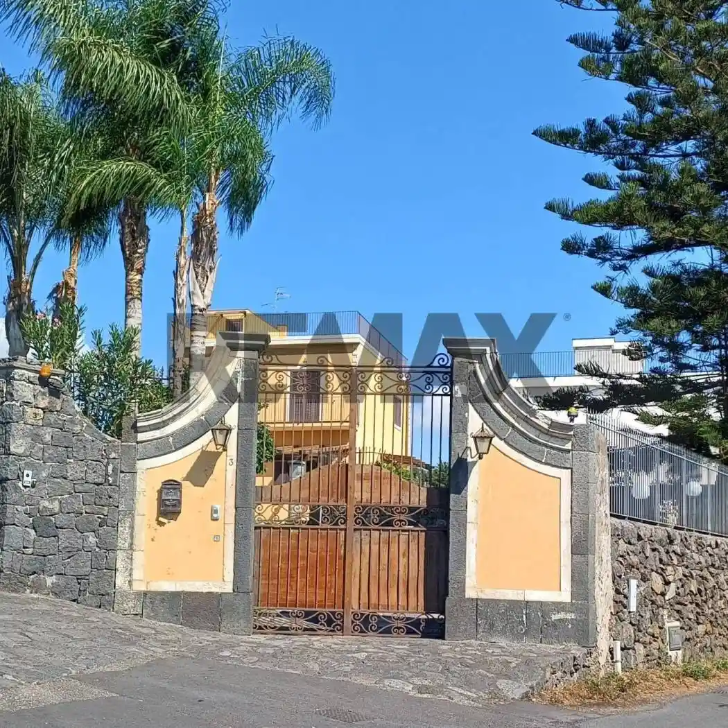Villa in vendita a Santa Venerina