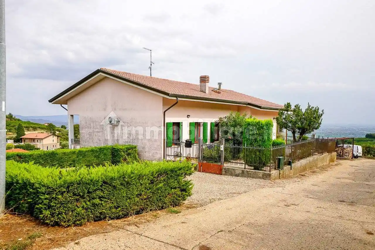Casa indipendente in vendita a Soave