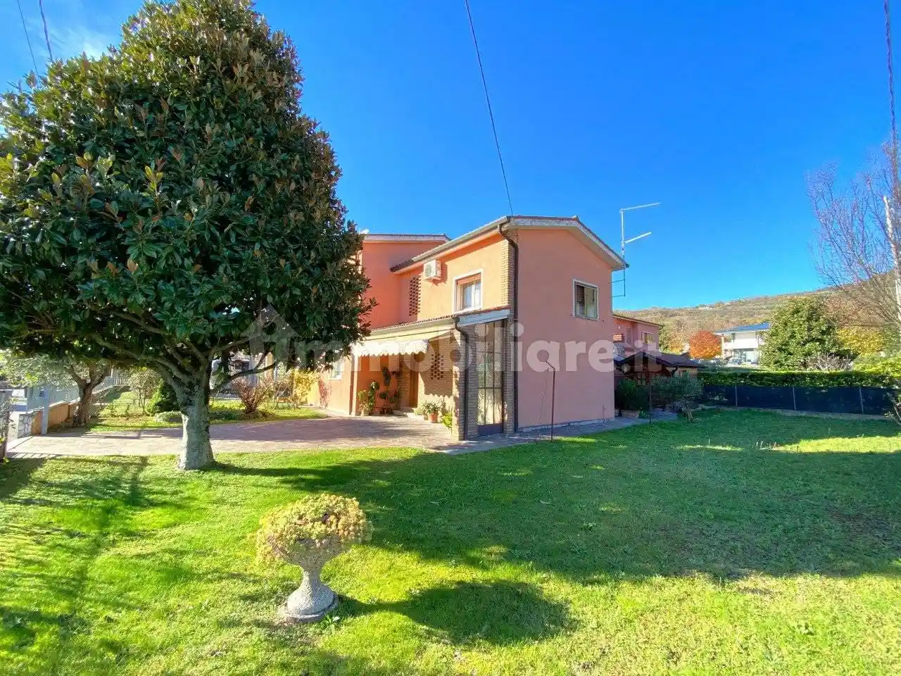Villa in vendita a Lozzo Atestino