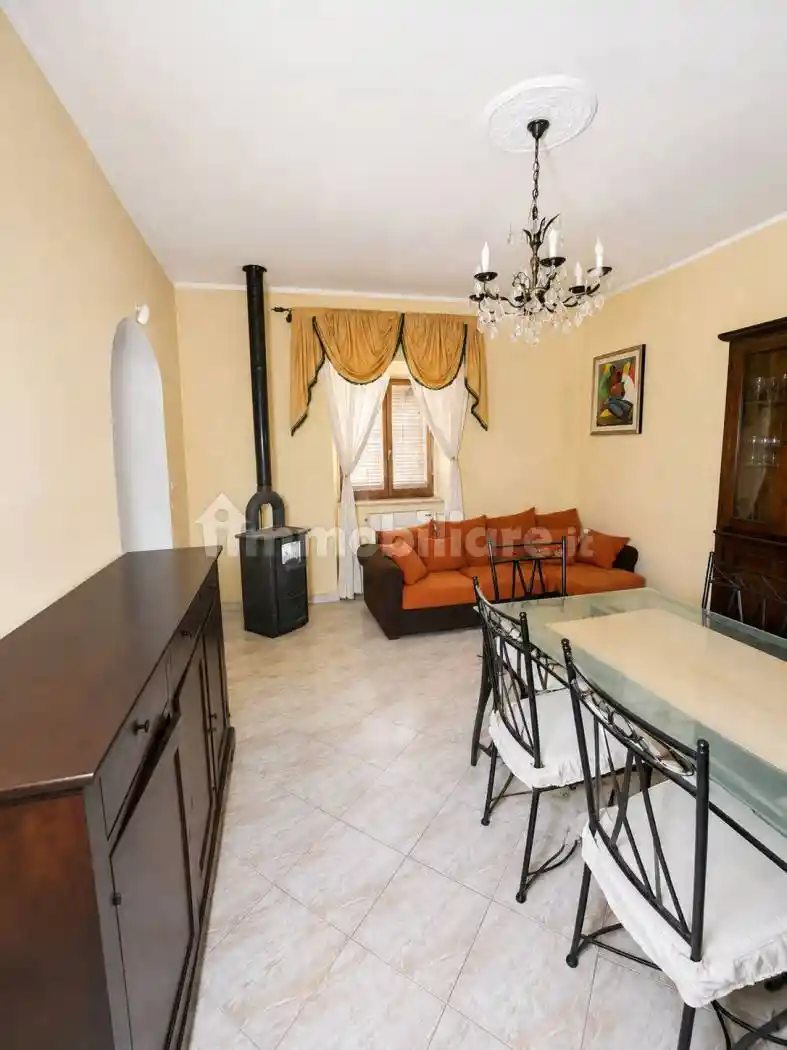 Casa indipendente in vendita a Avezzano
