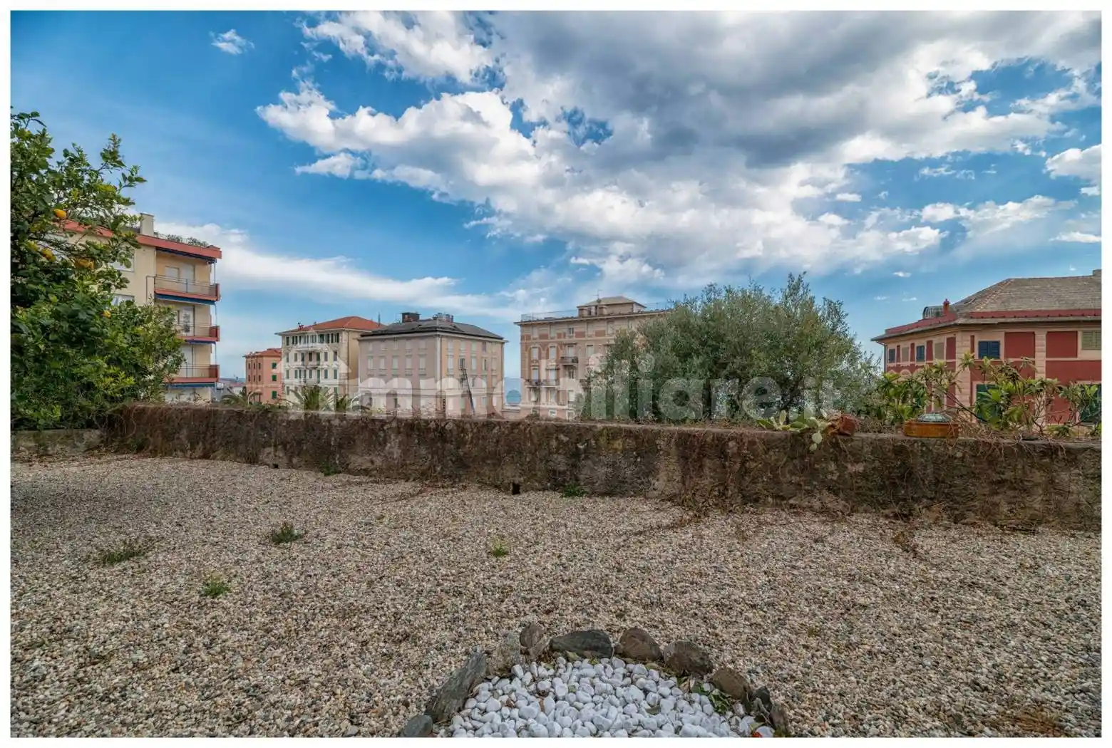 Appartamento in affitto a Varazze