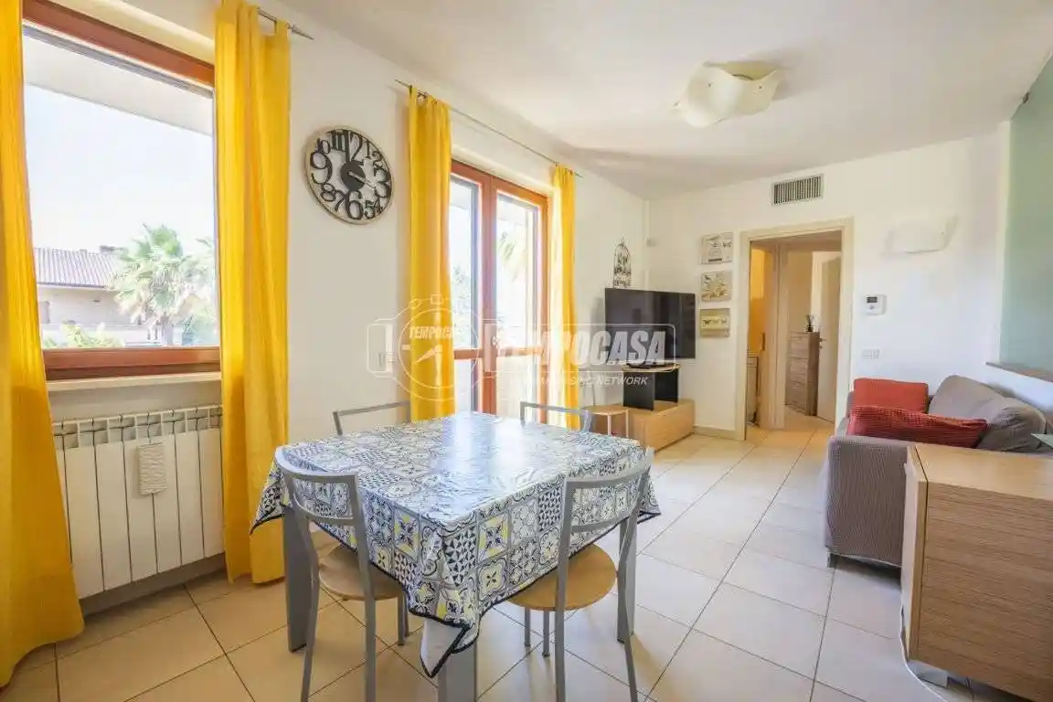 Appartamento in vendita a Montecosaro