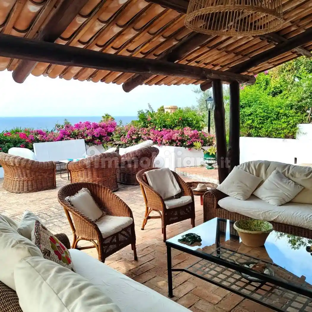 Villa in vendita a Parghelia