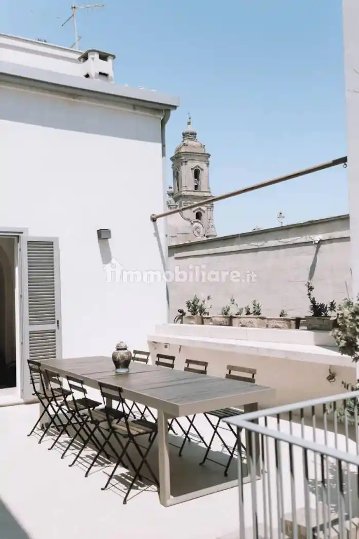 Palazzo - Edificio in vendita a Montescaglioso