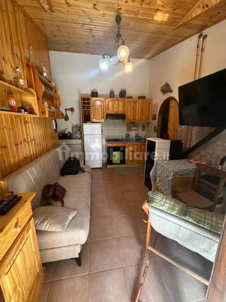 Appartamento in vendita a Taverna