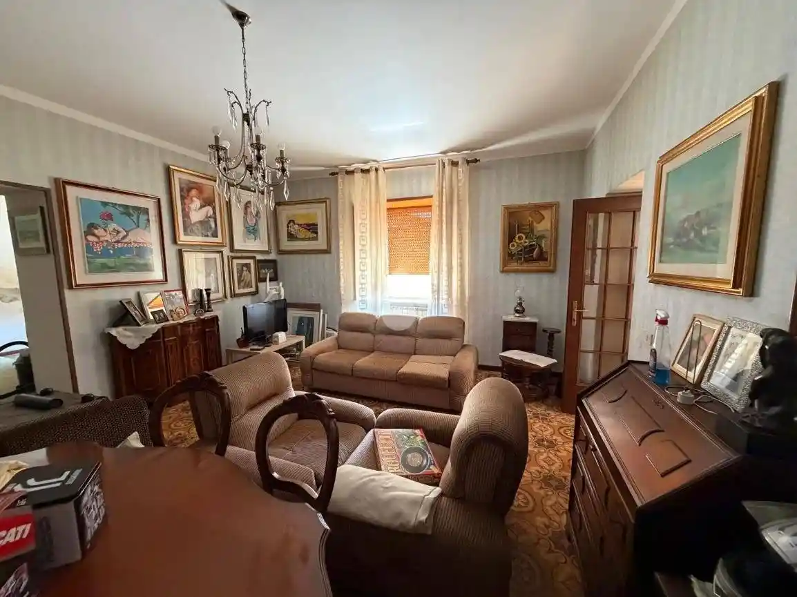 Casa indipendente in vendita a Avezzano