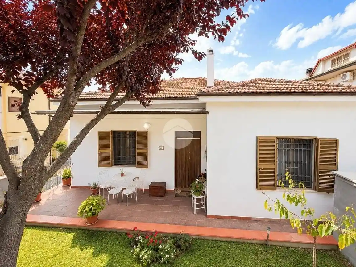 Casa indipendente in vendita a Roseto degli Abruzzi
