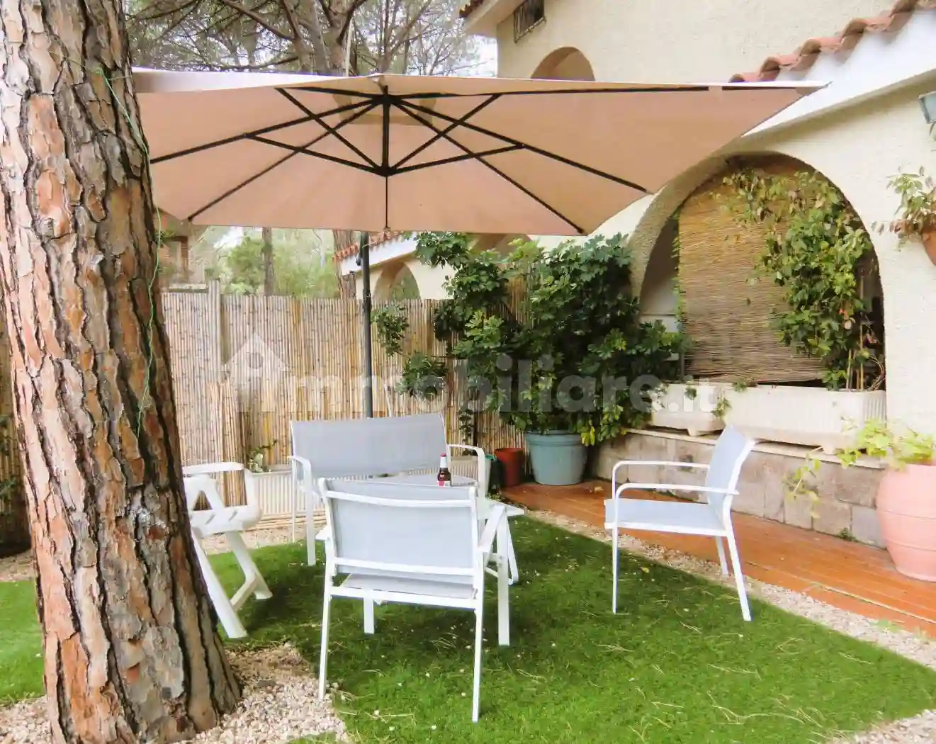 Villa - foto 2