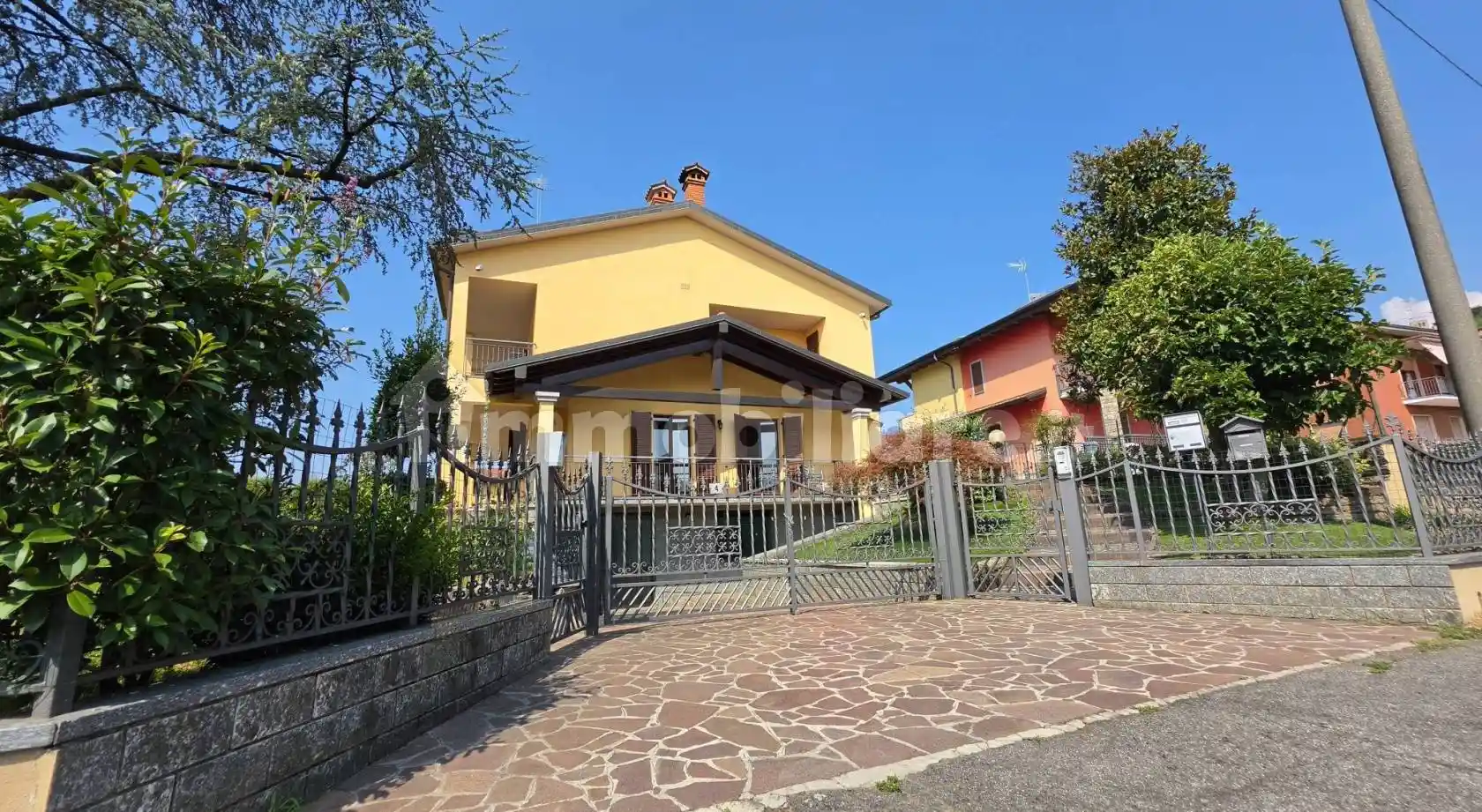 Villa in vendita a Sotto il Monte Giovanni XXIII