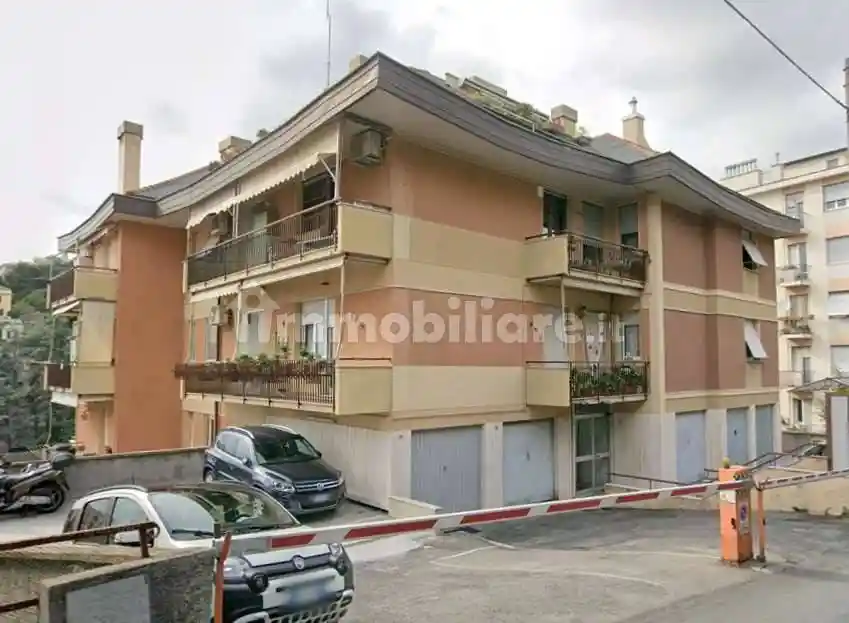 Appartamento in vendita a Genova