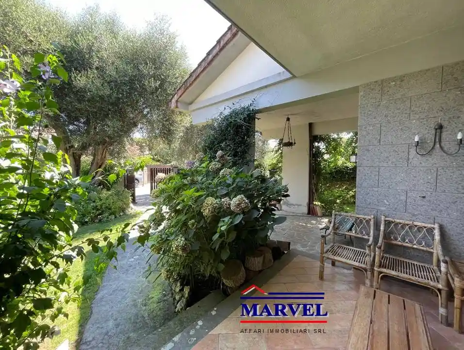 Villa in vendita a Tarquinia