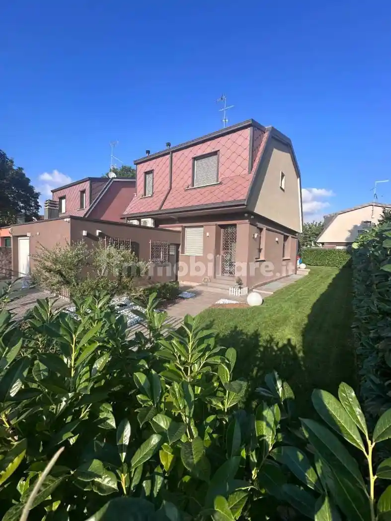 Villa in vendita a Arese
