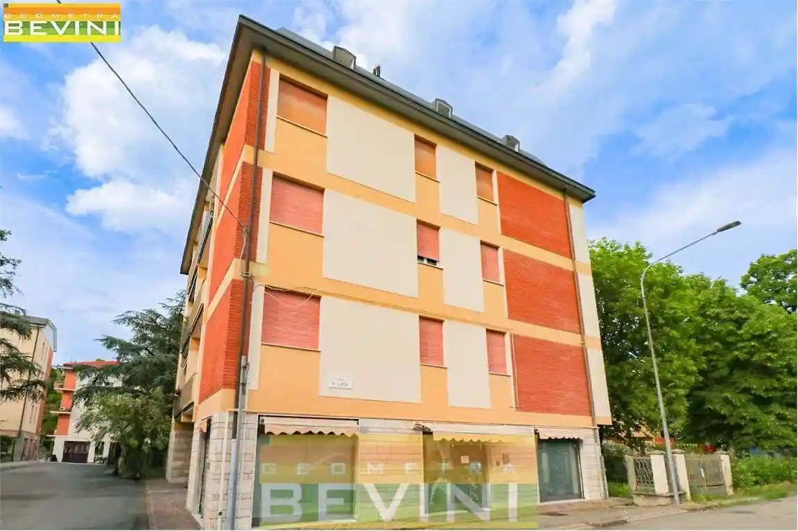 Appartamento in vendita a Modena
