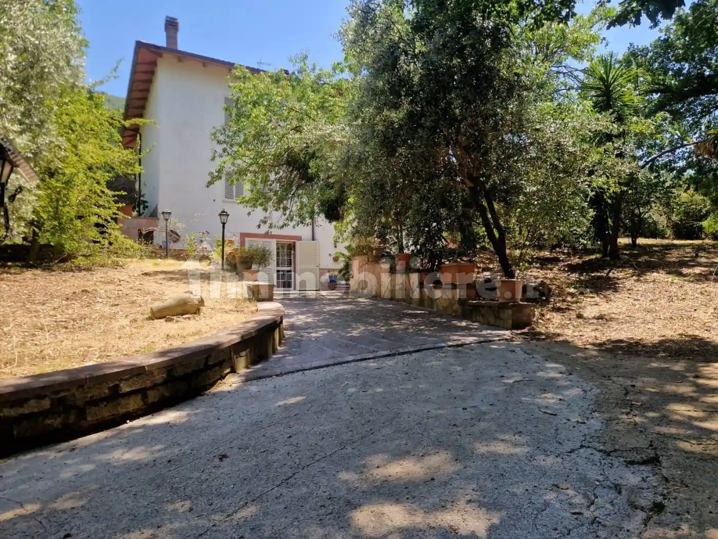 Villa in vendita a Poggio Catino