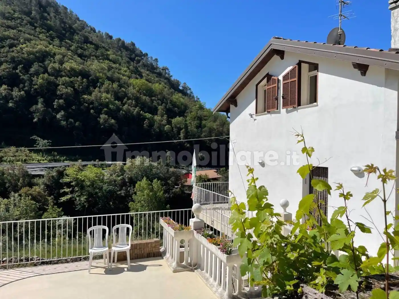 Villa in vendita a Dolceacqua