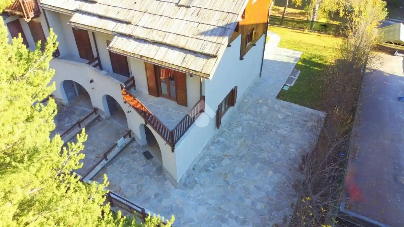 Villetta a schiera in vendita a Bardonecchia