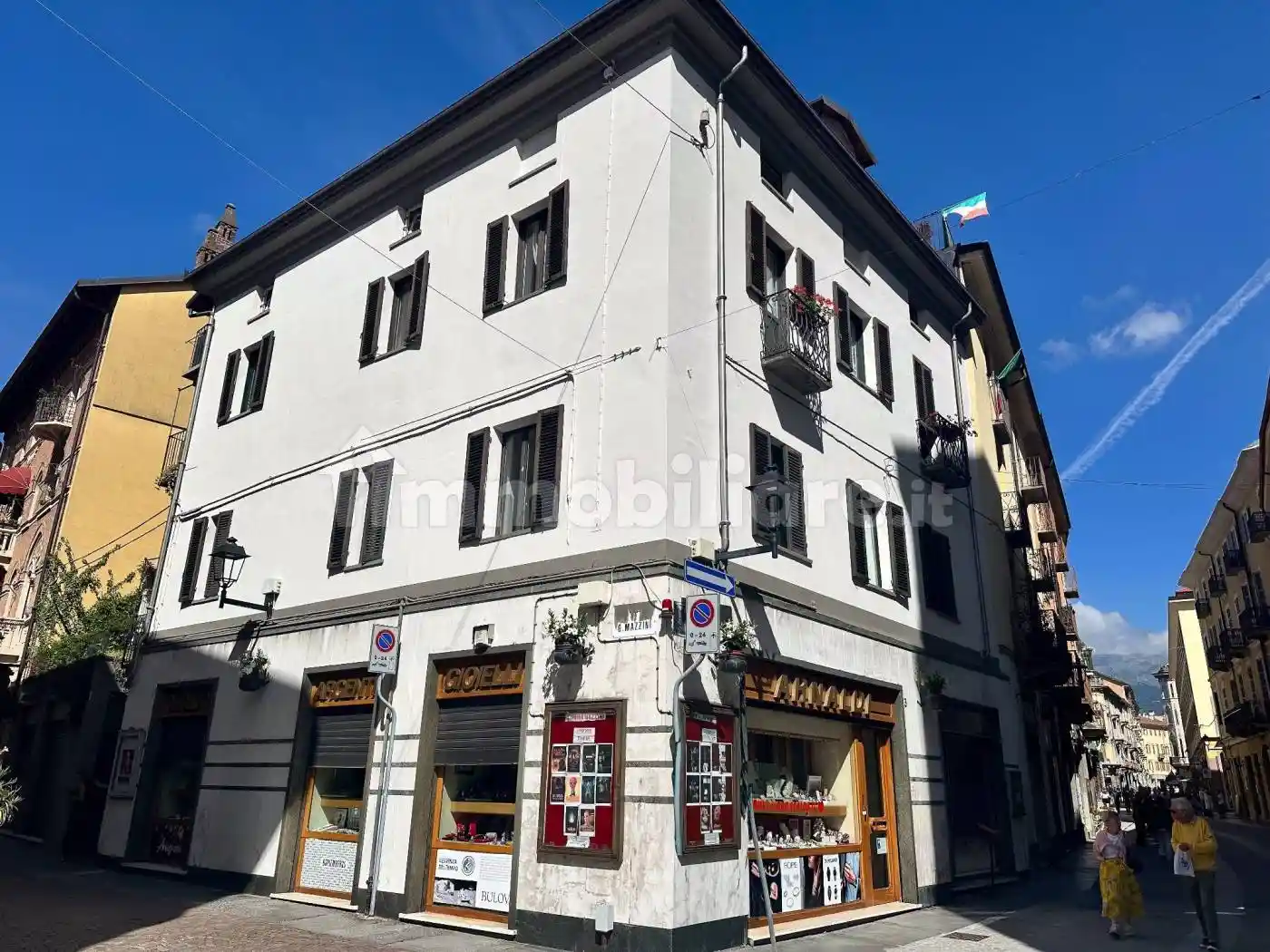 Palazzo - Edificio in vendita a Biella