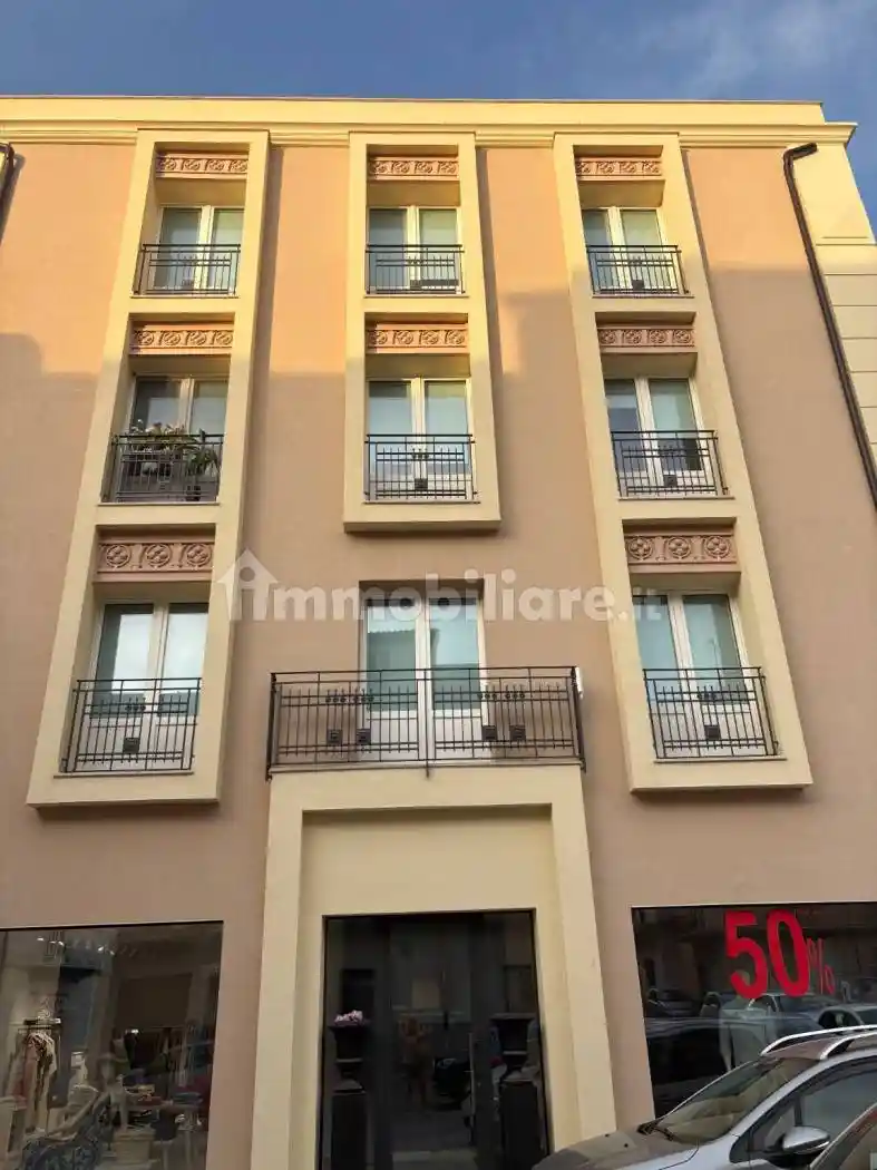 Appartamento in affitto a Sant'Agata di Militello