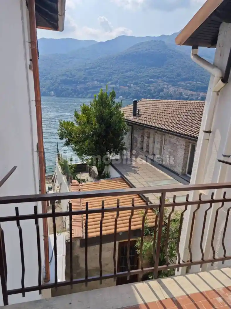 Appartamento in affitto a Cernobbio