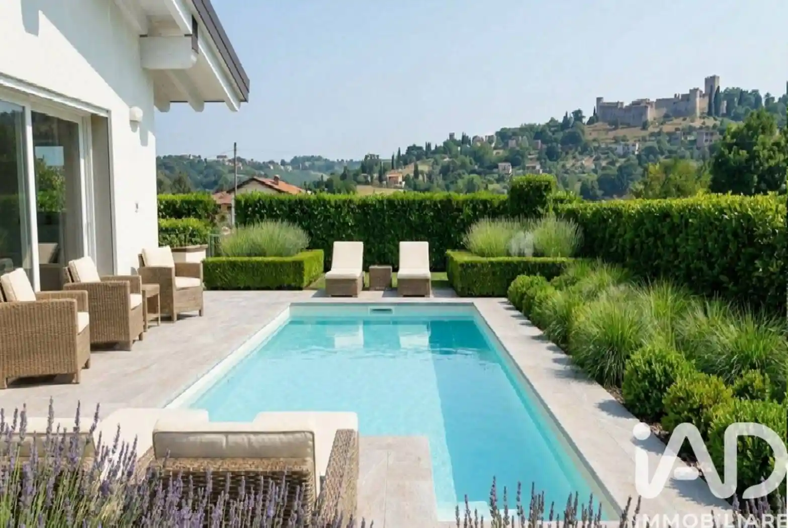 Villa in vendita a Padenghe sul Garda