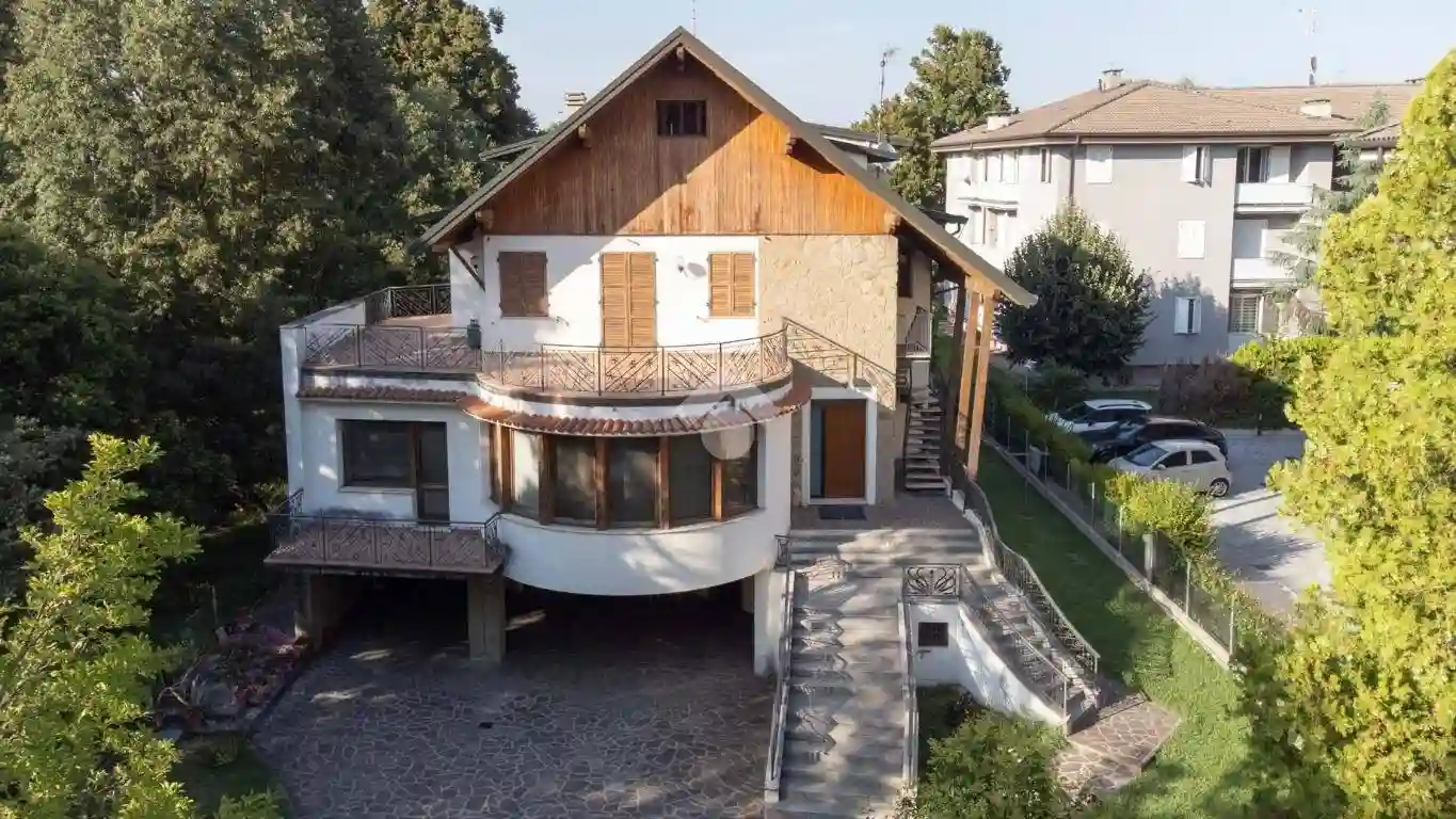 Villa - foto 2