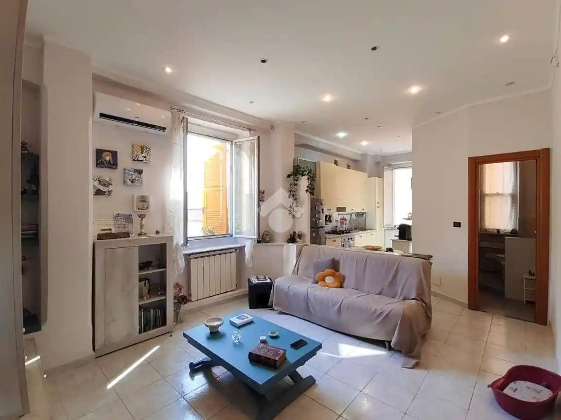 Appartamento in vendita a Genova