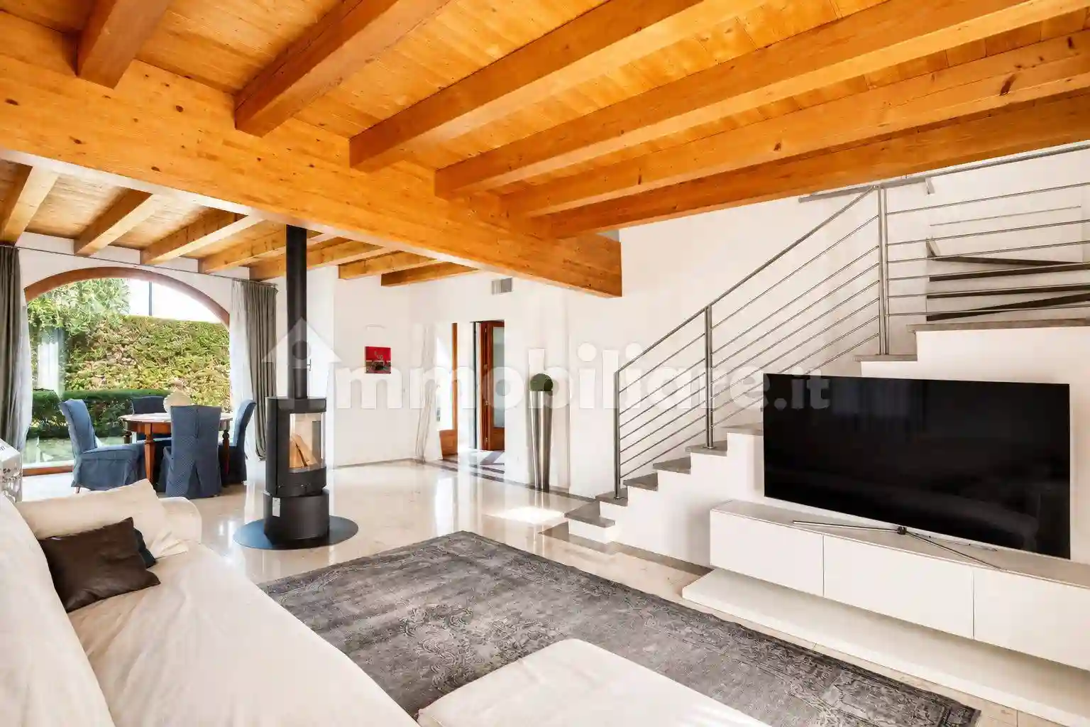 Villa - foto 2