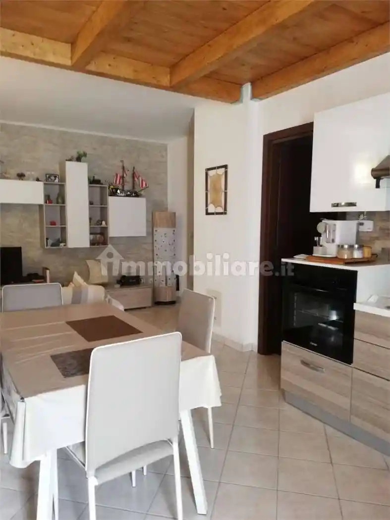 Appartamento in affitto a Albinea