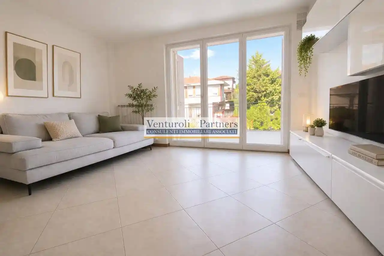 Appartamento in vendita a Desenzano del Garda