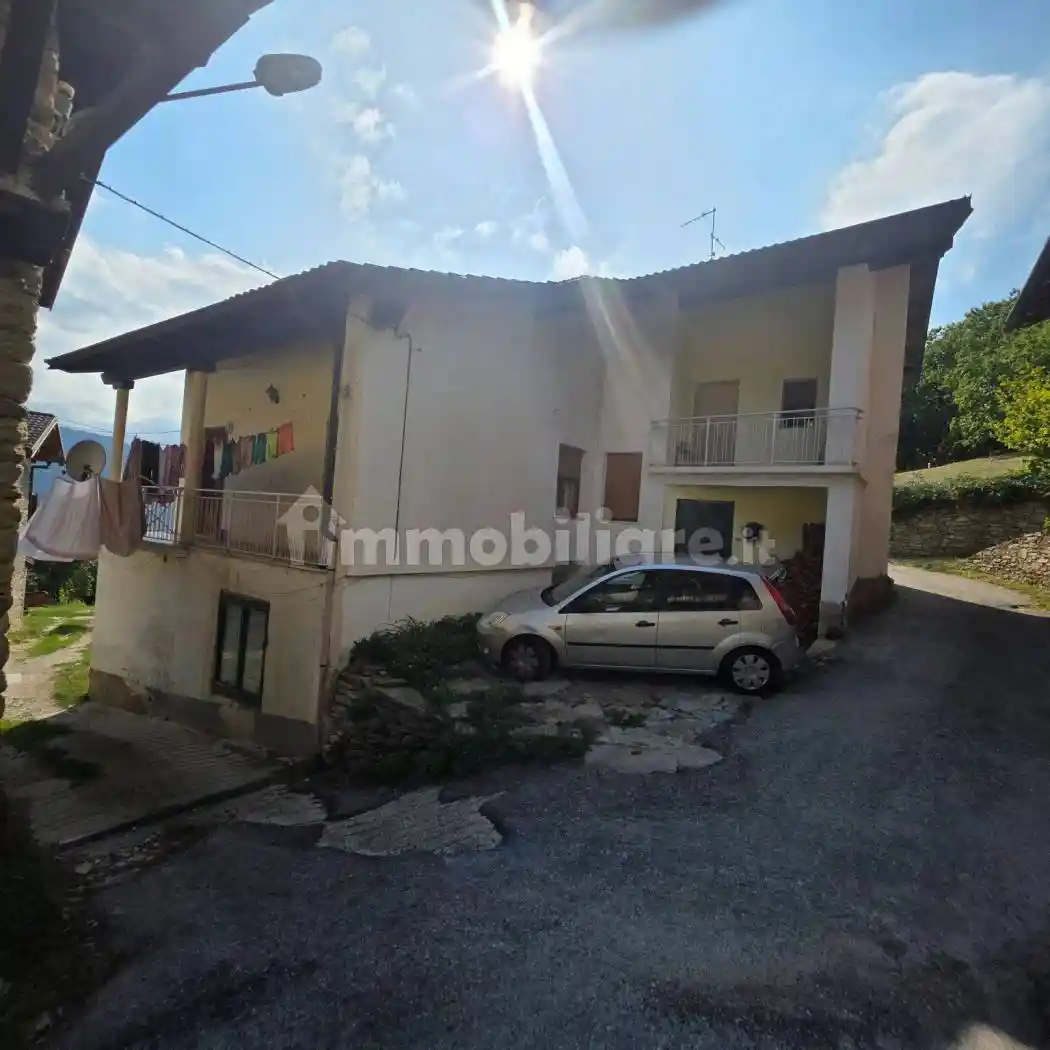 Casa indipendente in vendita a Roccabruna