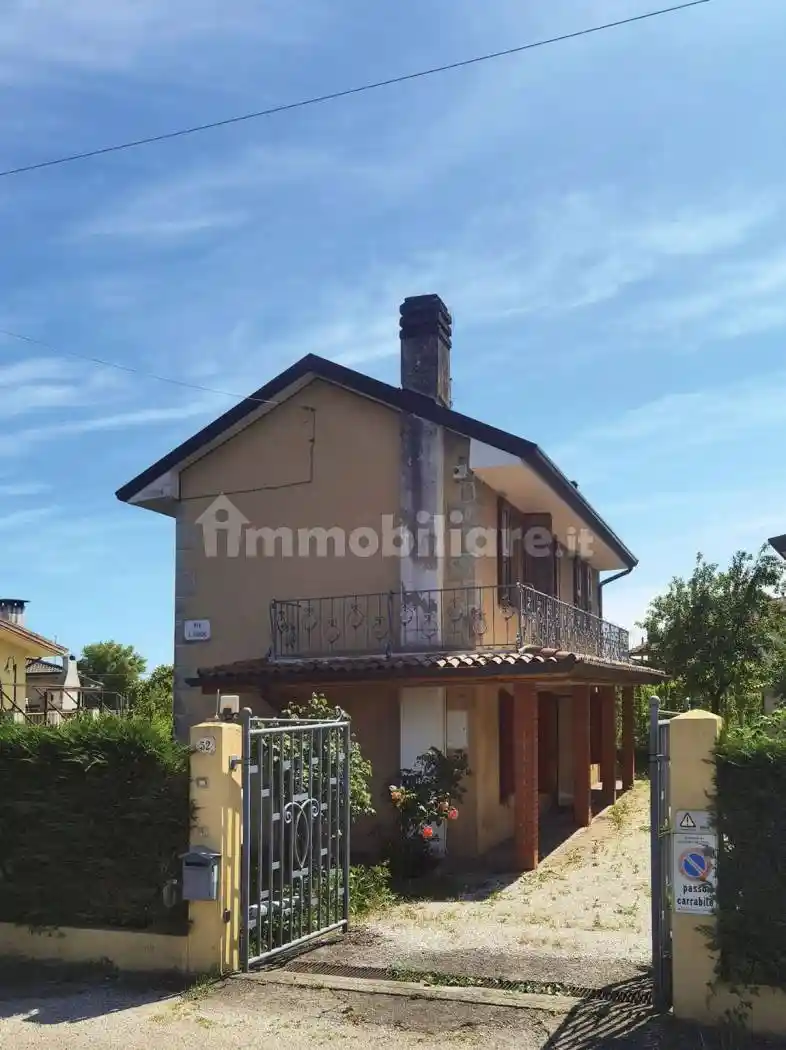 Villa in vendita a Pozzuolo del Friuli