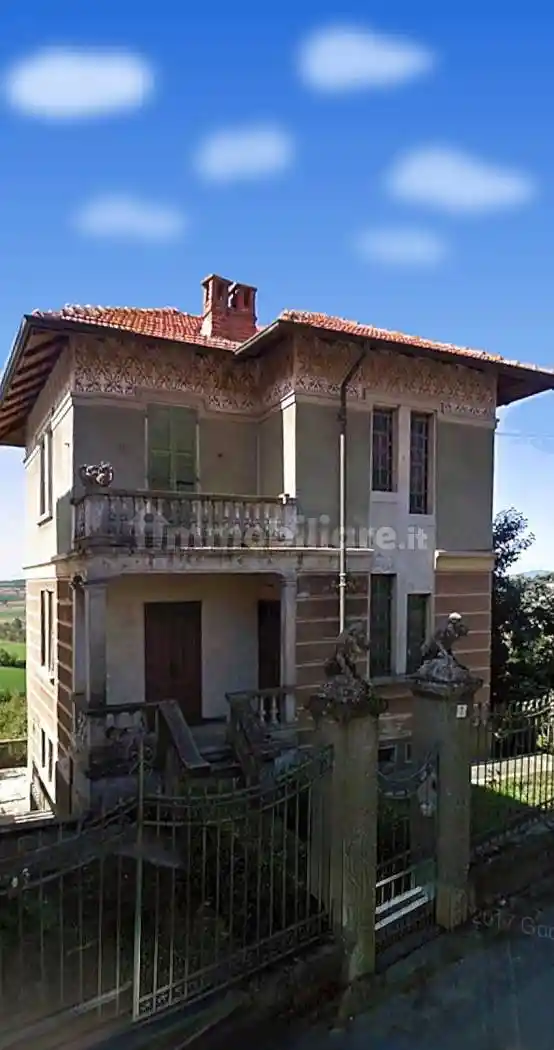 Villa in vendita a Lu e Cuccaro Monferrato