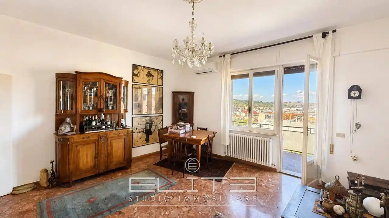 Appartamento in vendita a Ancona