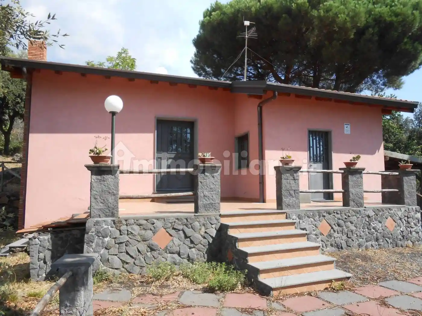 Rustico - Casale in vendita a Nicolosi