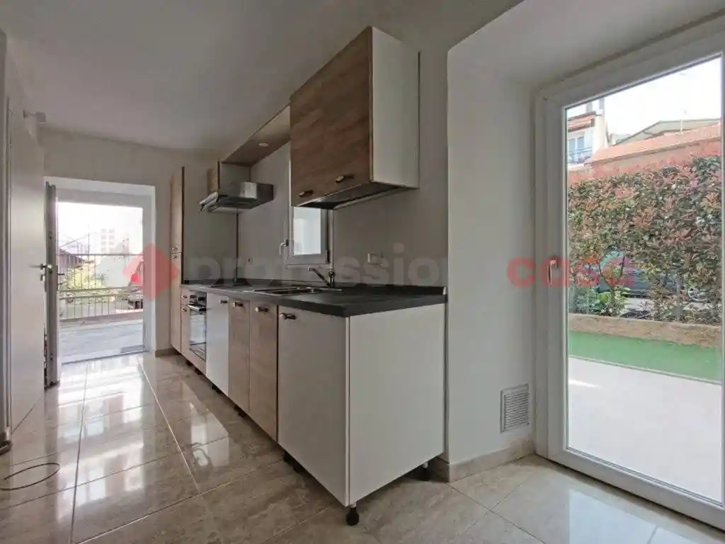 Appartamento in vendita a Arona