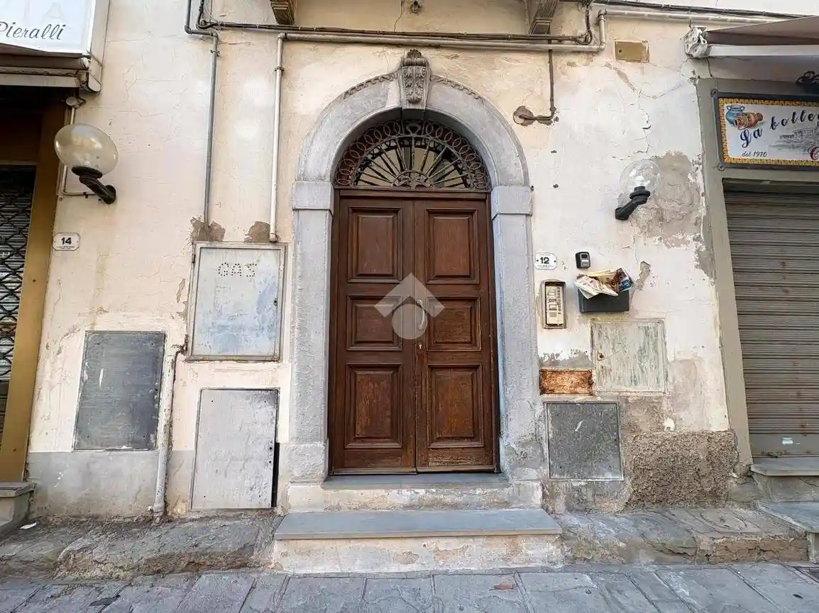 Appartamento in vendita a Lastra a Signa