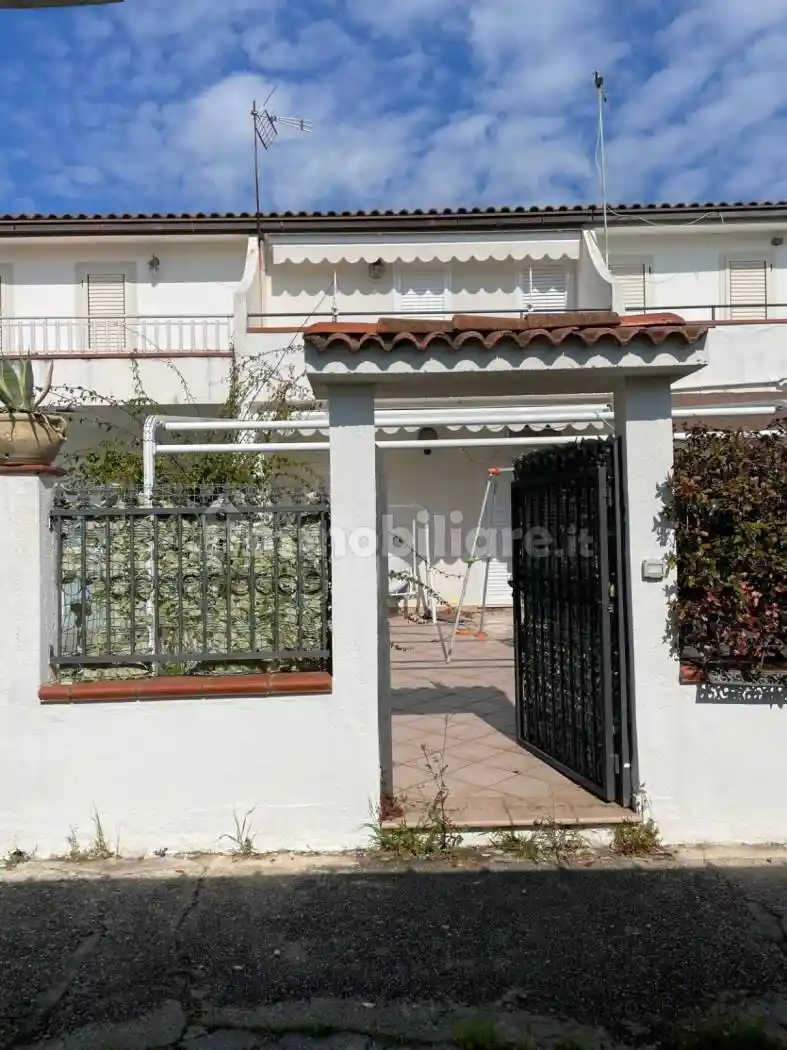 Villa in vendita a Cassano all'Ionio