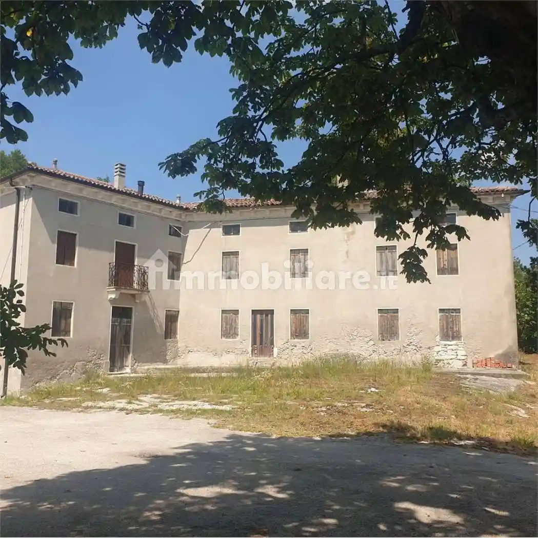 Rustico - Casale in vendita a Zovencedo