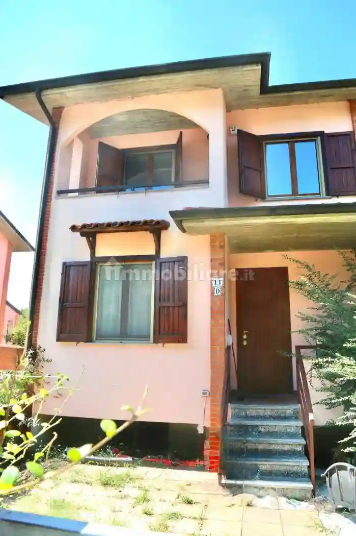Villetta a schiera - foto 2