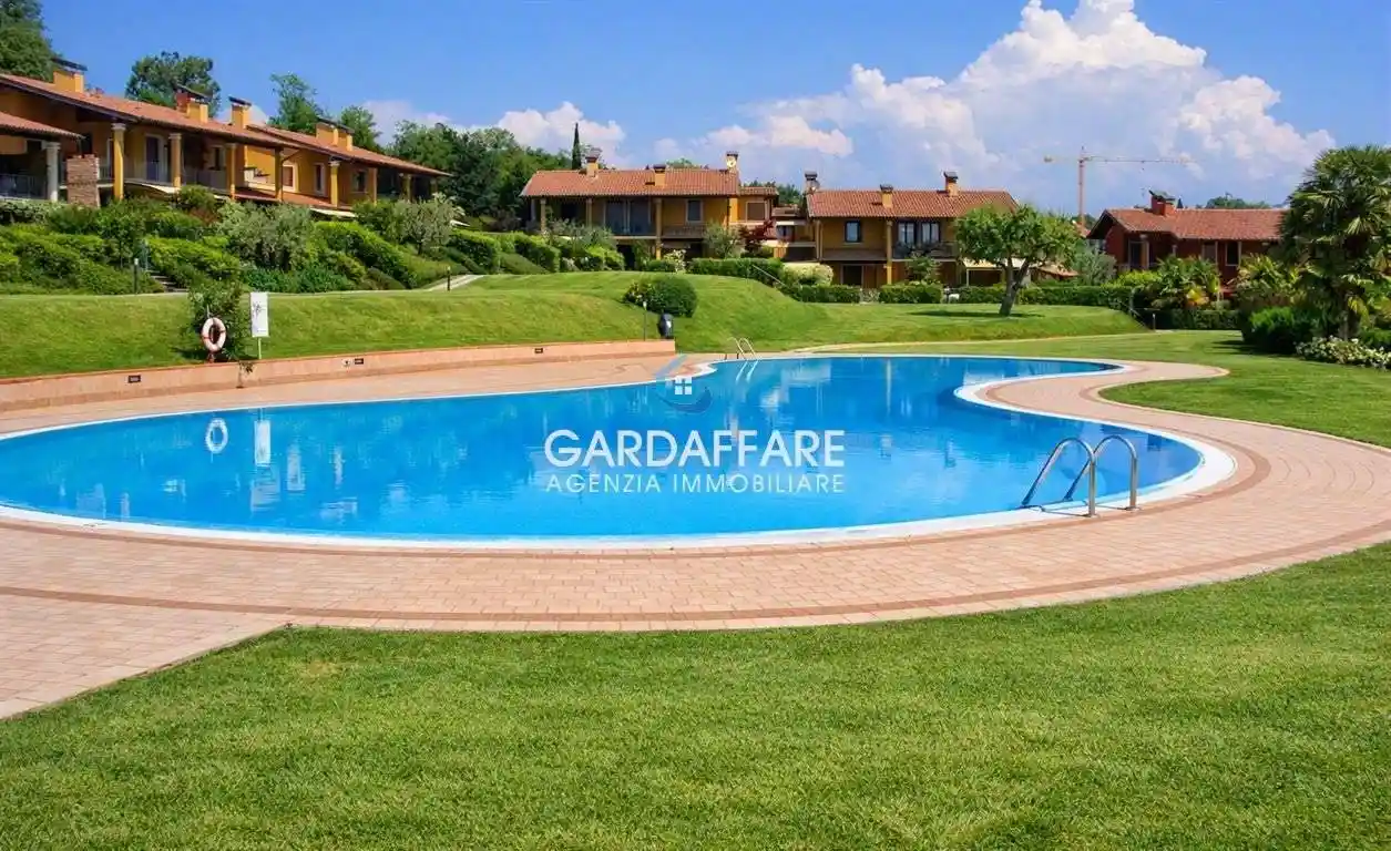 Appartamento in vendita a Padenghe sul Garda