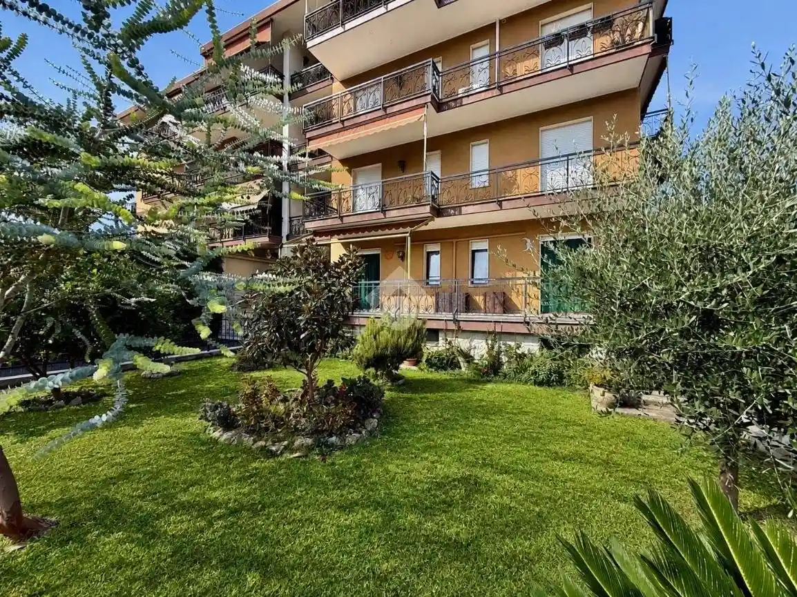 Appartamento in vendita a Andora
