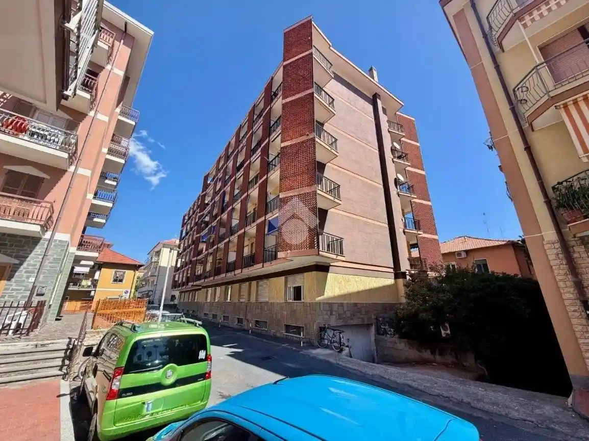 Appartamento in vendita a Andora