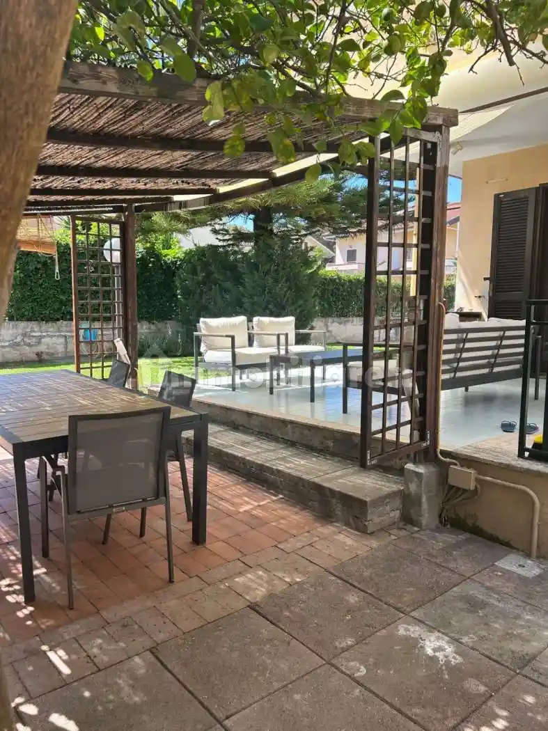 Villa in vendita a Capaccio Paestum