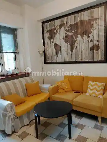 Appartamento in affitto a Napoli