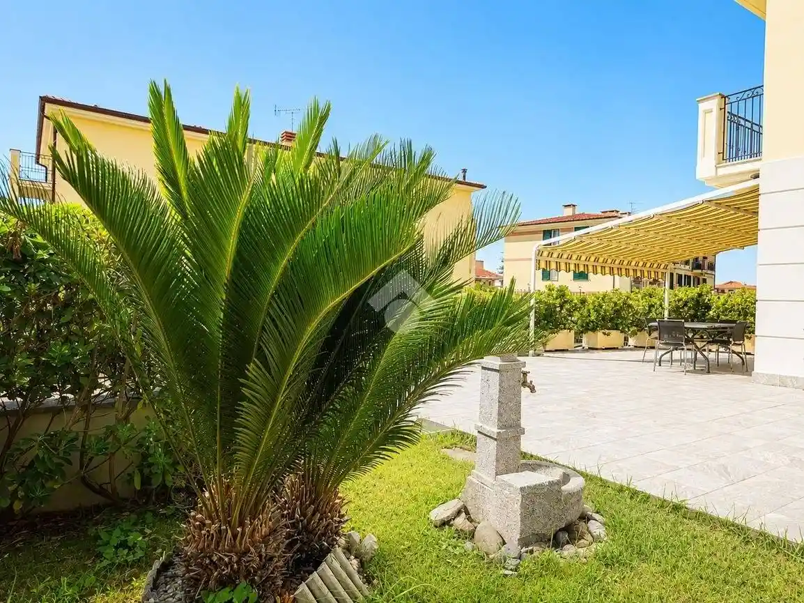 Appartamento in vendita a Riva Ligure