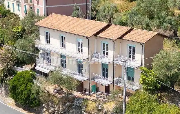 Appartamento in vendita a Portovenere