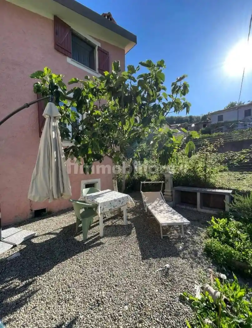 Villa in vendita a Sesta Godano